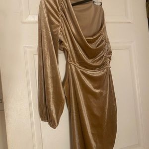 Juniors velour dress